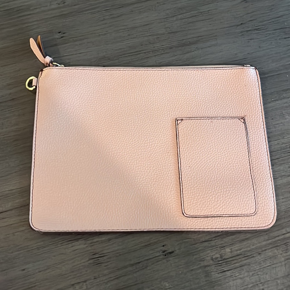 TUTIlo Tote - Picture 8 of 9